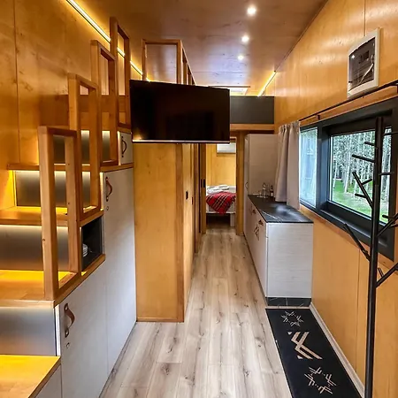 Ξενοδοχείο με διαμερίσματα Arietes Marmont Tiny